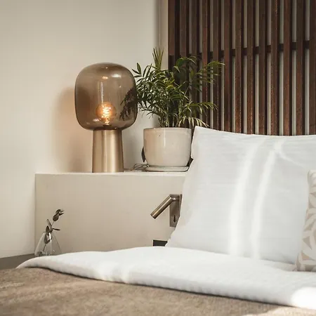 The Wave Grande Kathisma Lefkada