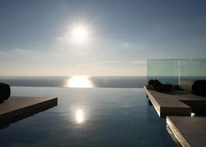 The Wave Grande Kathisma Lefkada