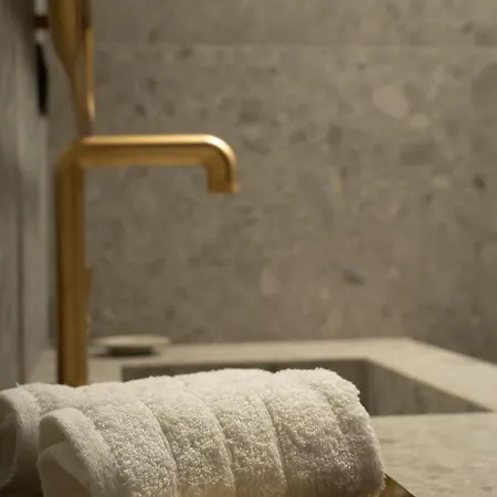 The Wave Grande Kathisma Lefkada Villa *